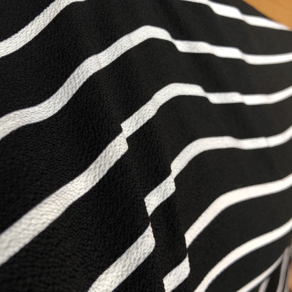 Jumpsuit - Picture 4 of 6